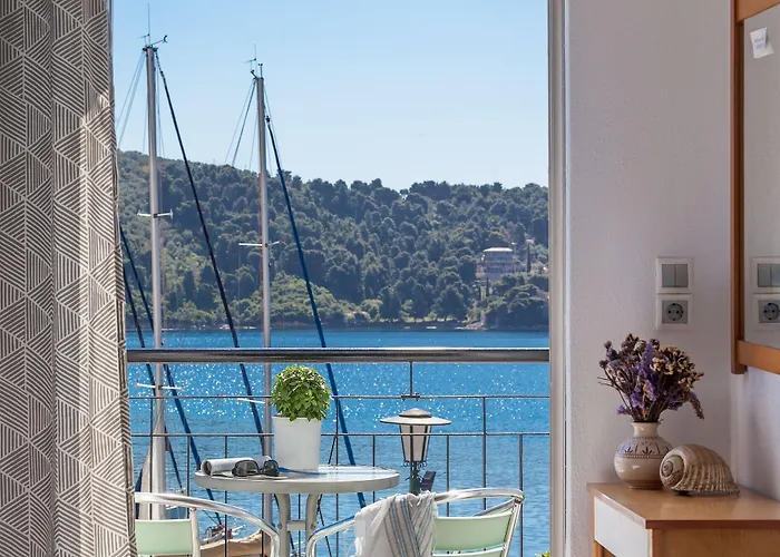 Akti 2* Skiathos-Stadt