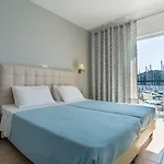 Hotel Akti 2*