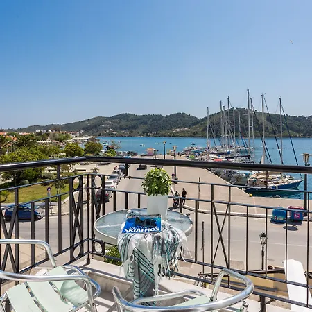 Akti 2* Skiathos stad