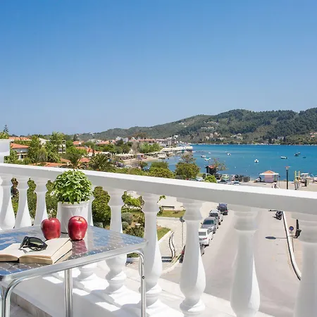 Akti 2* Skiathos stad