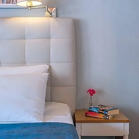 Akti Hotel