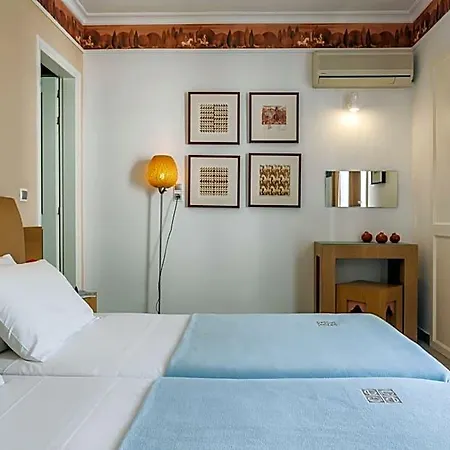 Hotell Akti 2*