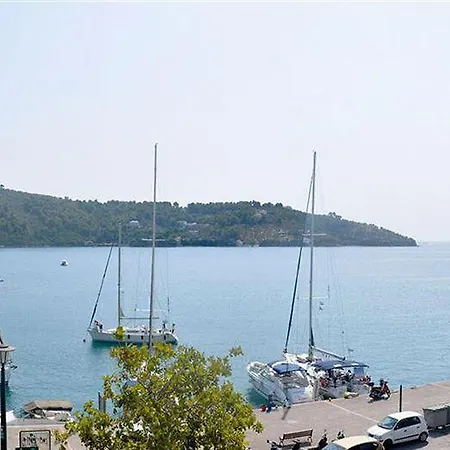 Akti Hotel